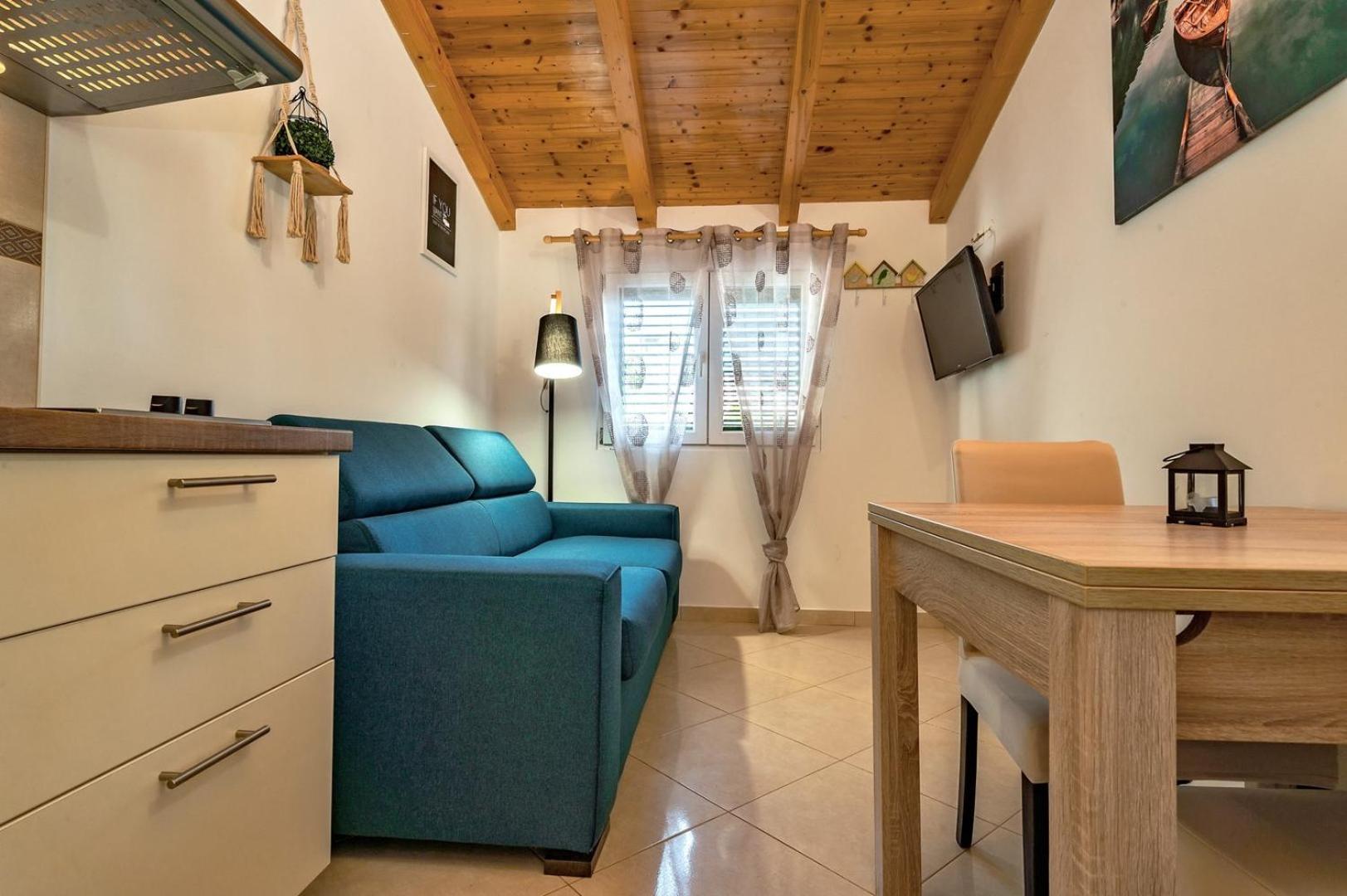Sea Flower Beachfront Villa Sevid Bagian luar foto