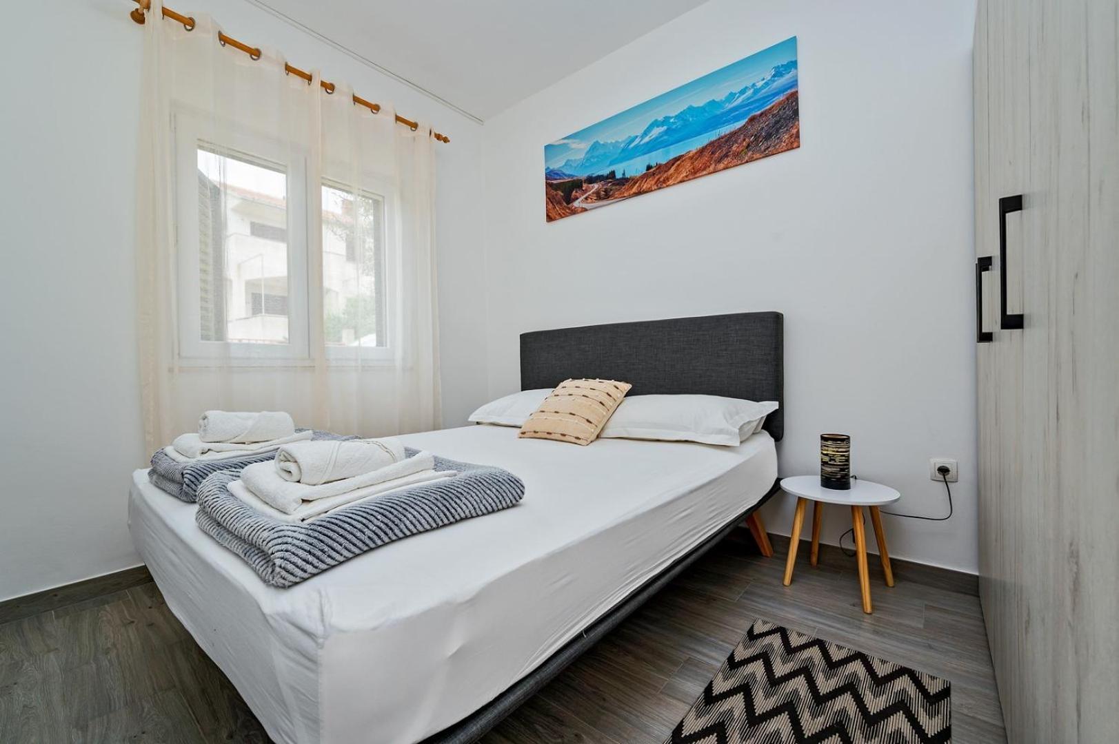 Sea Flower Beachfront Villa Sevid Bagian luar foto