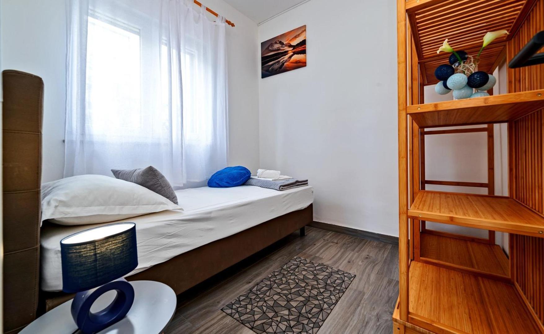 Sea Flower Beachfront Villa Sevid Bagian luar foto